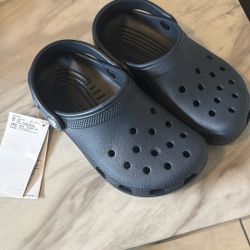 Crocs Size 1