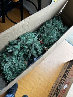 Árbol De Navidad/Pre Decorated Christmas Tree