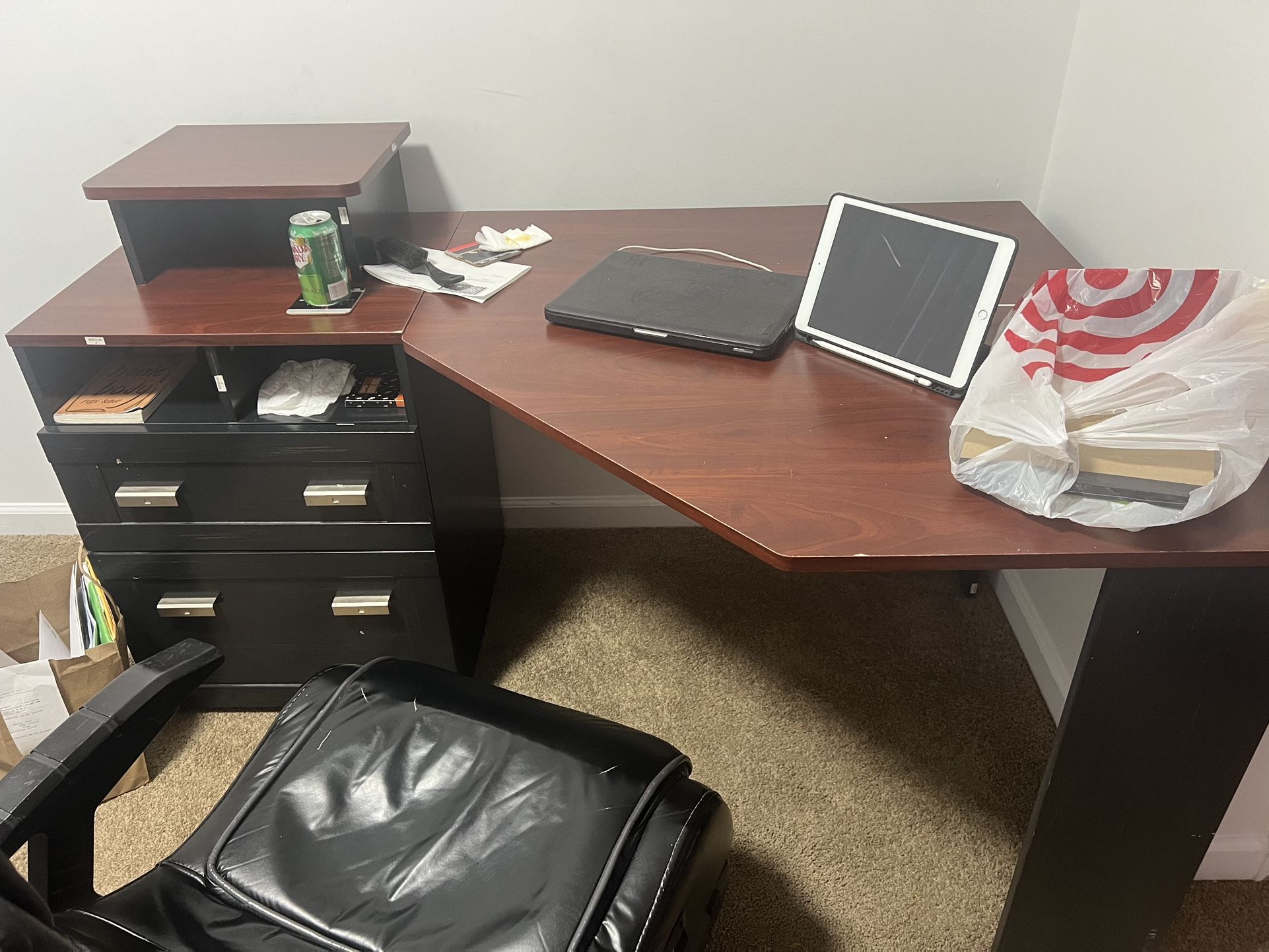 Corner Desk
