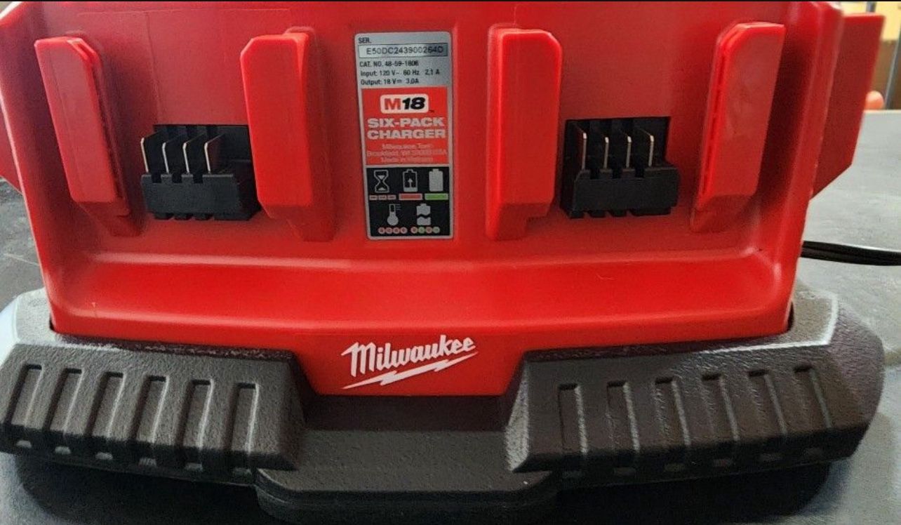 Milwaukee 6 Chargers