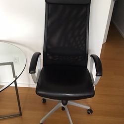 BRAND NEW black leather office chair $299 or best offer