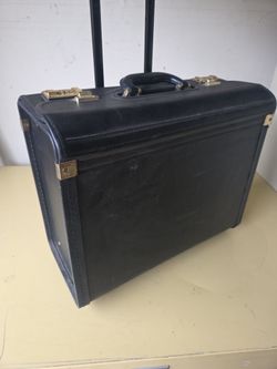 Solo Roller Case