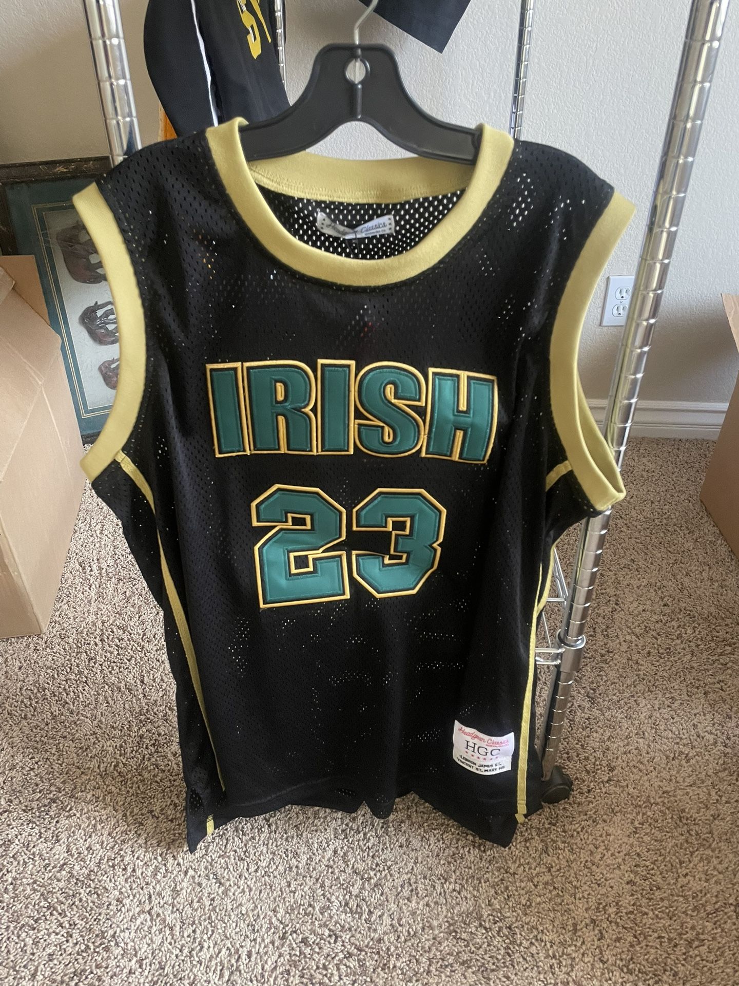 NWT LeBron James High School Irish Basketball Jersey Headgear