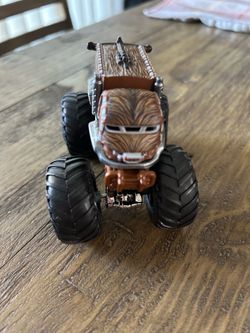 2019 Hot Wheels Monster Jam Star Wars Chewbacca Monster Truck 1:64