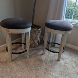 Counter Height Stools 
