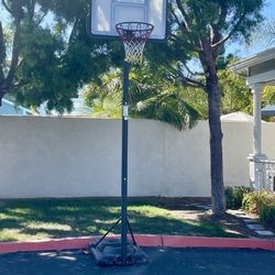 Outdoor Basketball hoop