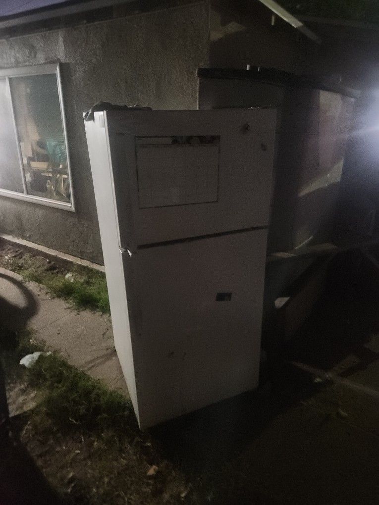 Free Fridge Scrap
