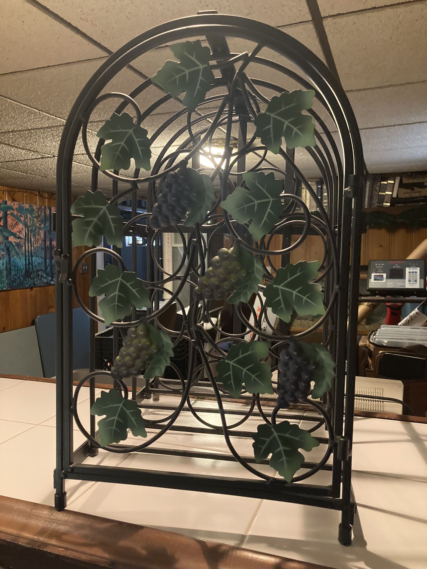 Metal wine bottle rack