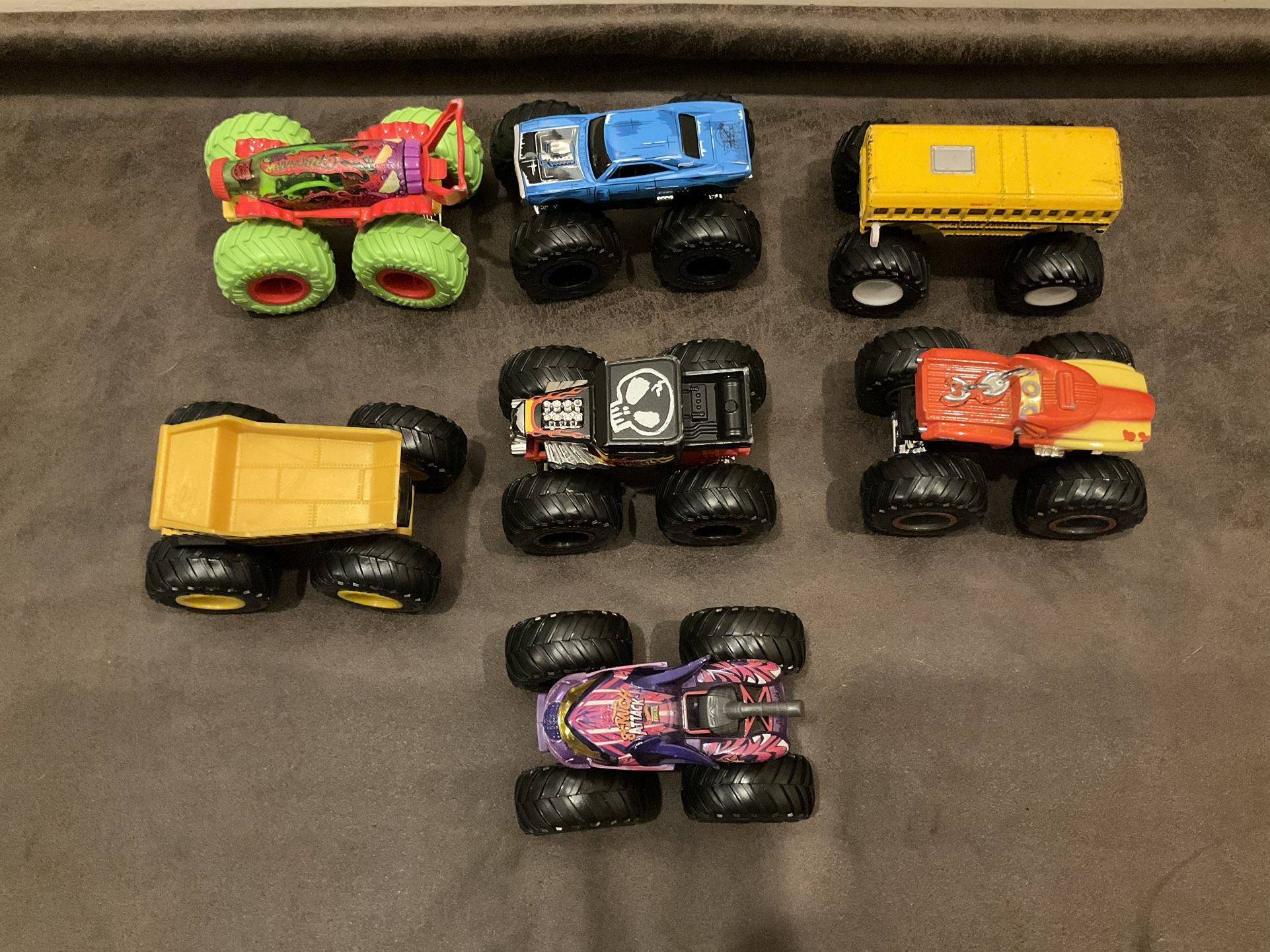 7 Hot Wheels Monster Trucks