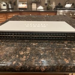 Cisco SG500X Manageable/Stackable 48-Port 10/100/1000Mbps with 4-Port 10-Gigabit