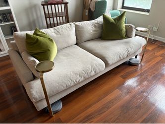 Crate and Barrel Couch - Light Neutral - 91x46 ($500)