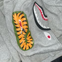Bape Pullover Hoodie Size M