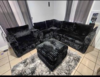 New Sectional Jumbo Corduroy Couch with USB Console & Ottoman! Free Delivery!