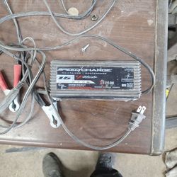 Maintenance Battery  Charger 
