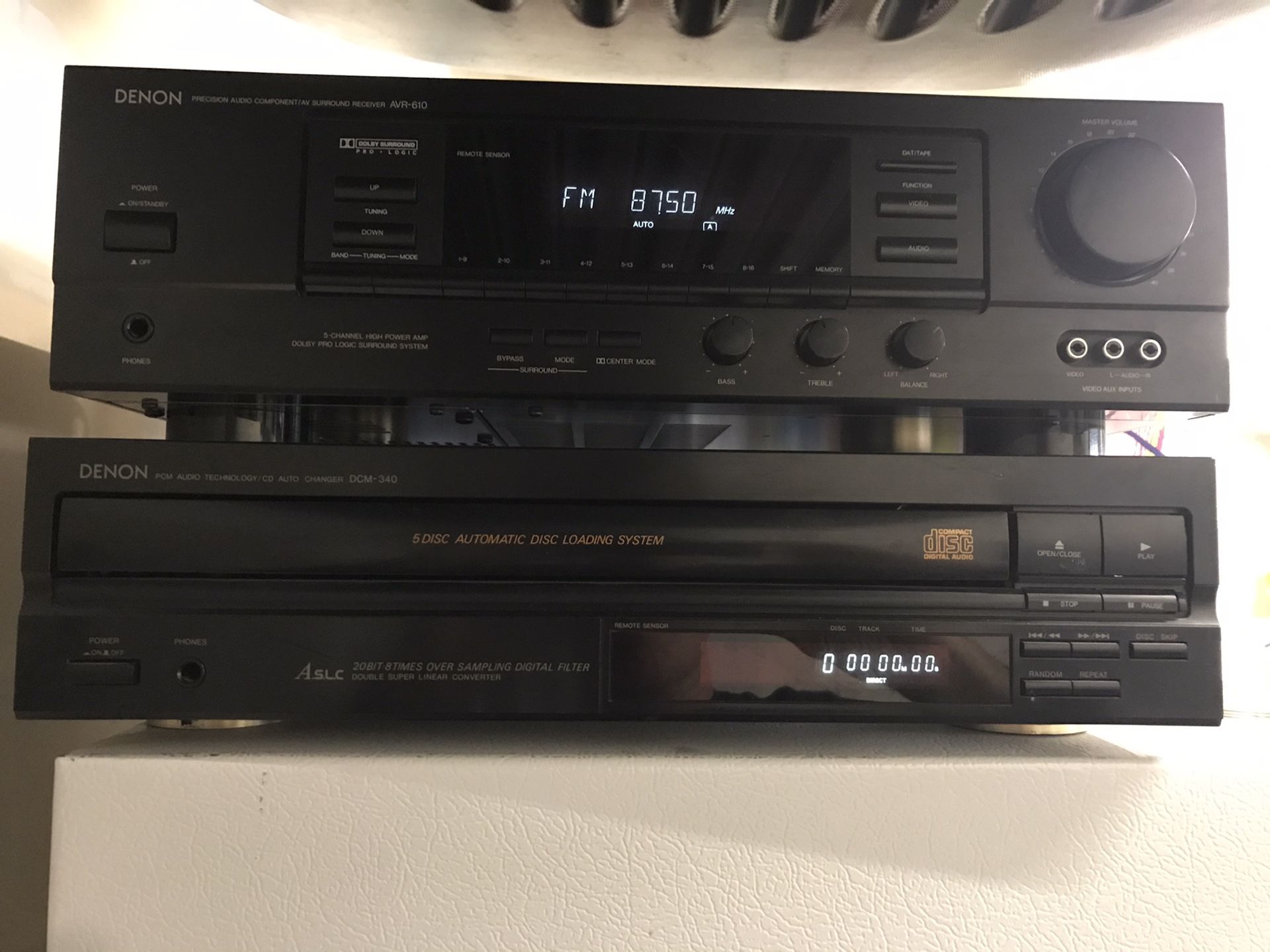 Denon Receiver AVR 610 and CD Player DCM 340