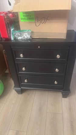 Dresser and nightstand