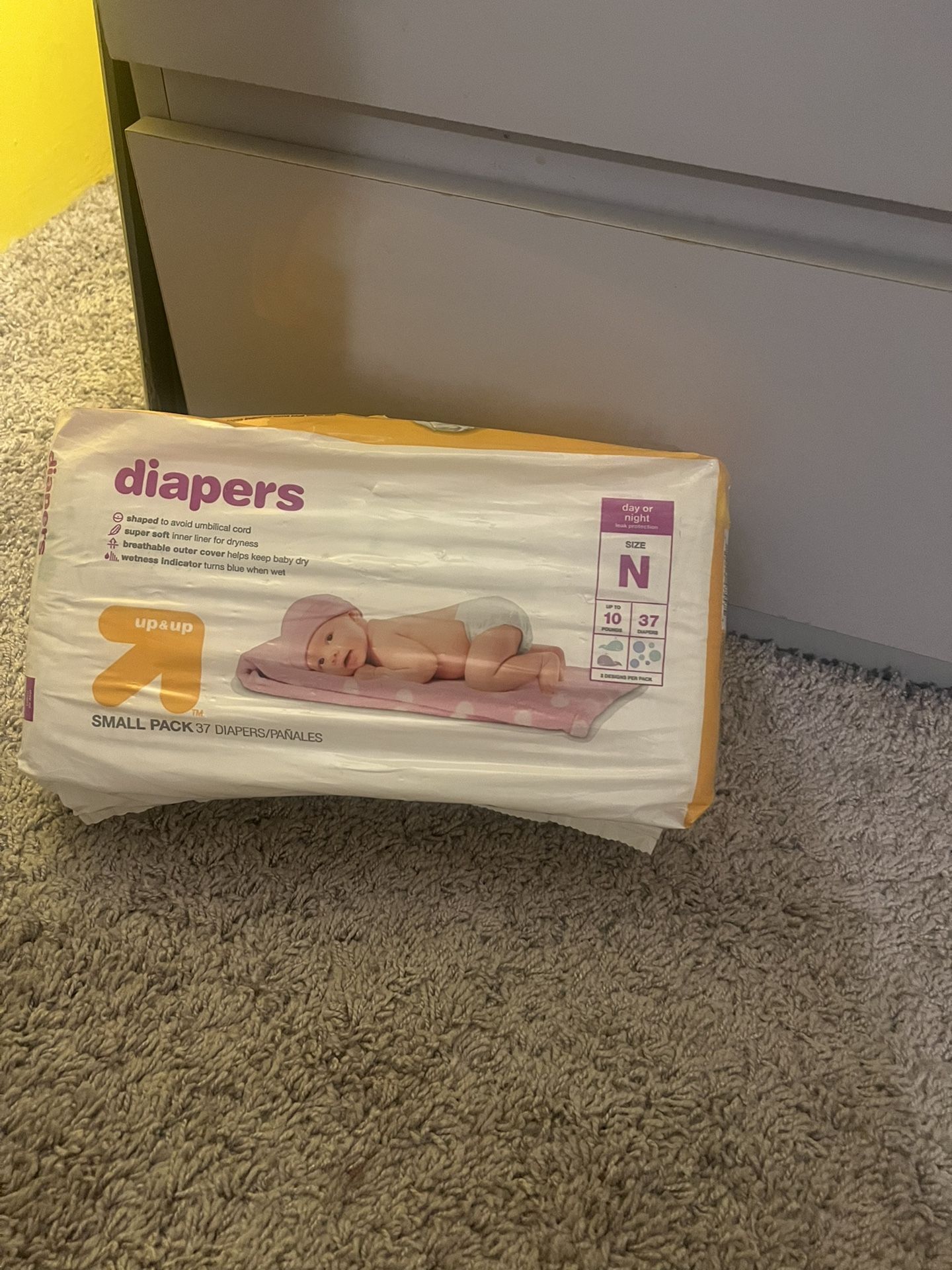 Pampers 