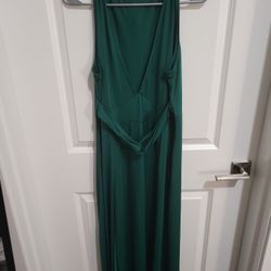 Amazon Green Deep V Slit Leg Dress