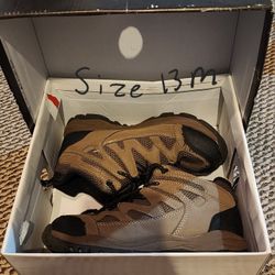 Kids Outdoor Boots Size 13M