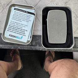 Zippo Blu In The Case With Paperwork 