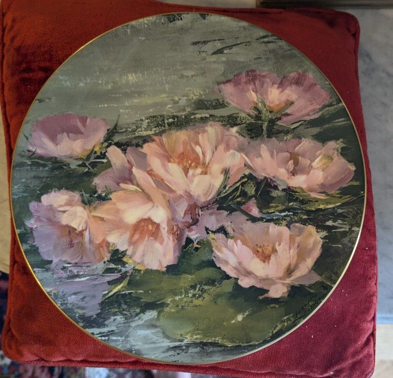 Royal Doulton Collector's Plate, "Dreaming Lotus"