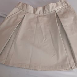 Girls Size 6. Gymboree Tan Skirt 