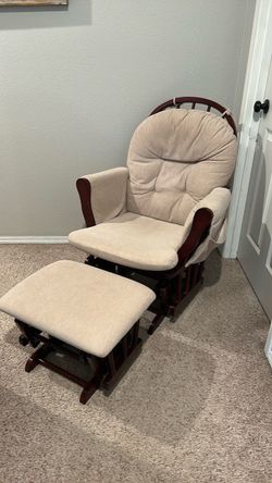 Gliding chair