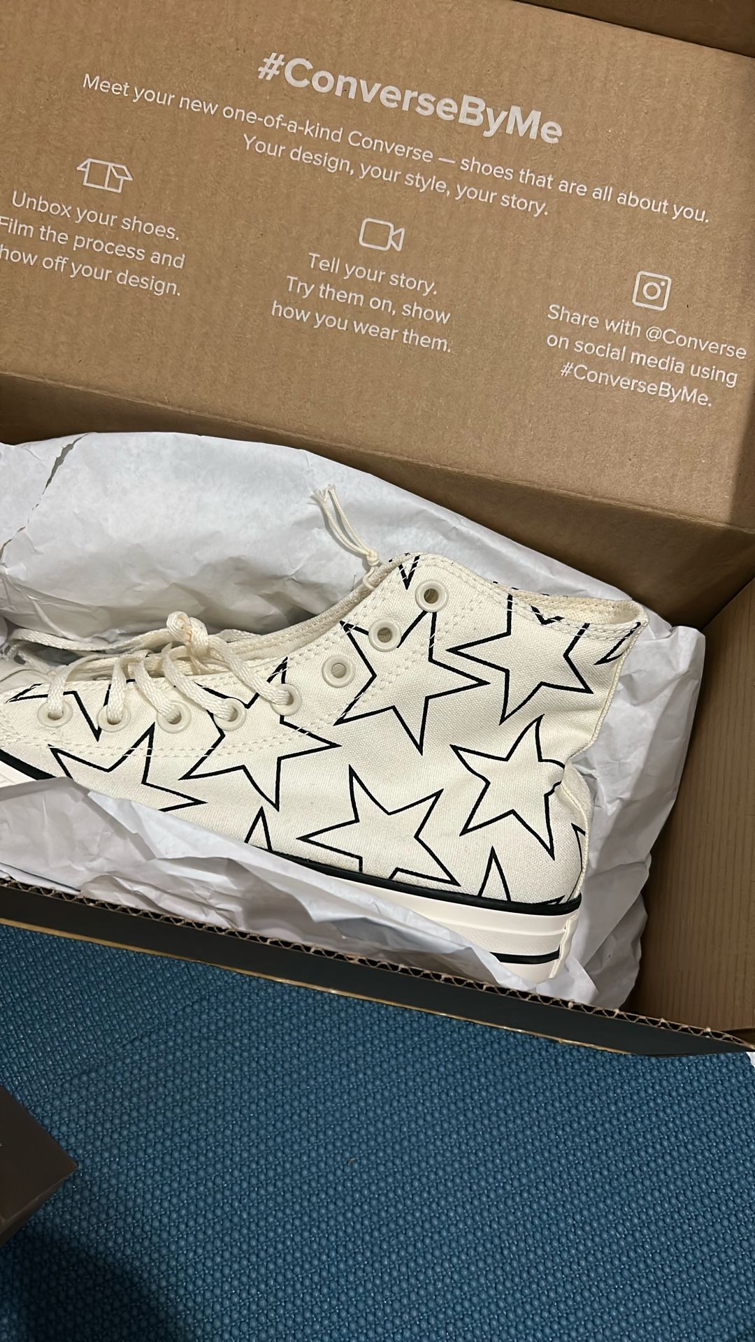 Billie Eilish CONVERSE