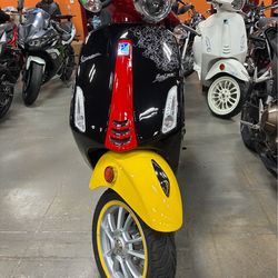 Promo ‼️‼️ 2023 VESPA PRIMAVERA 50, 1 mile on it