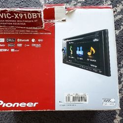  Pioneer AVIC-X910BT Double Din Touch Screen Bluetooth Radio Navigation USB