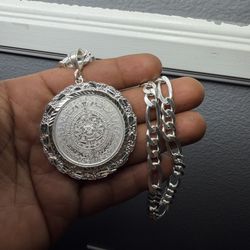 Figaro Chain, Coin & bezel
