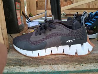 Reebok men's size 10