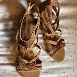 SEYCHELLES CORSO WOMENS  LEATHER SANDALS WOMENS 9.5