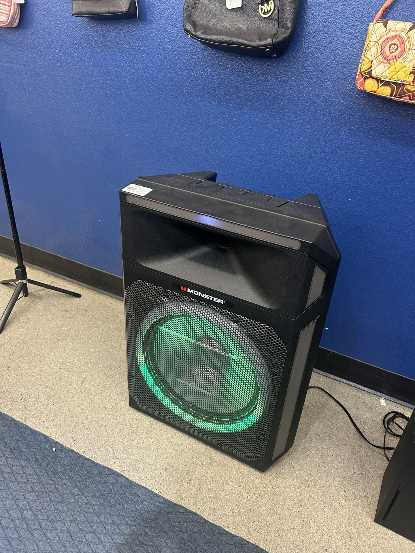 Monster Portable Speaker With Wheels (MNX6)