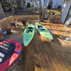 PELICAN GREEN KAYAKS