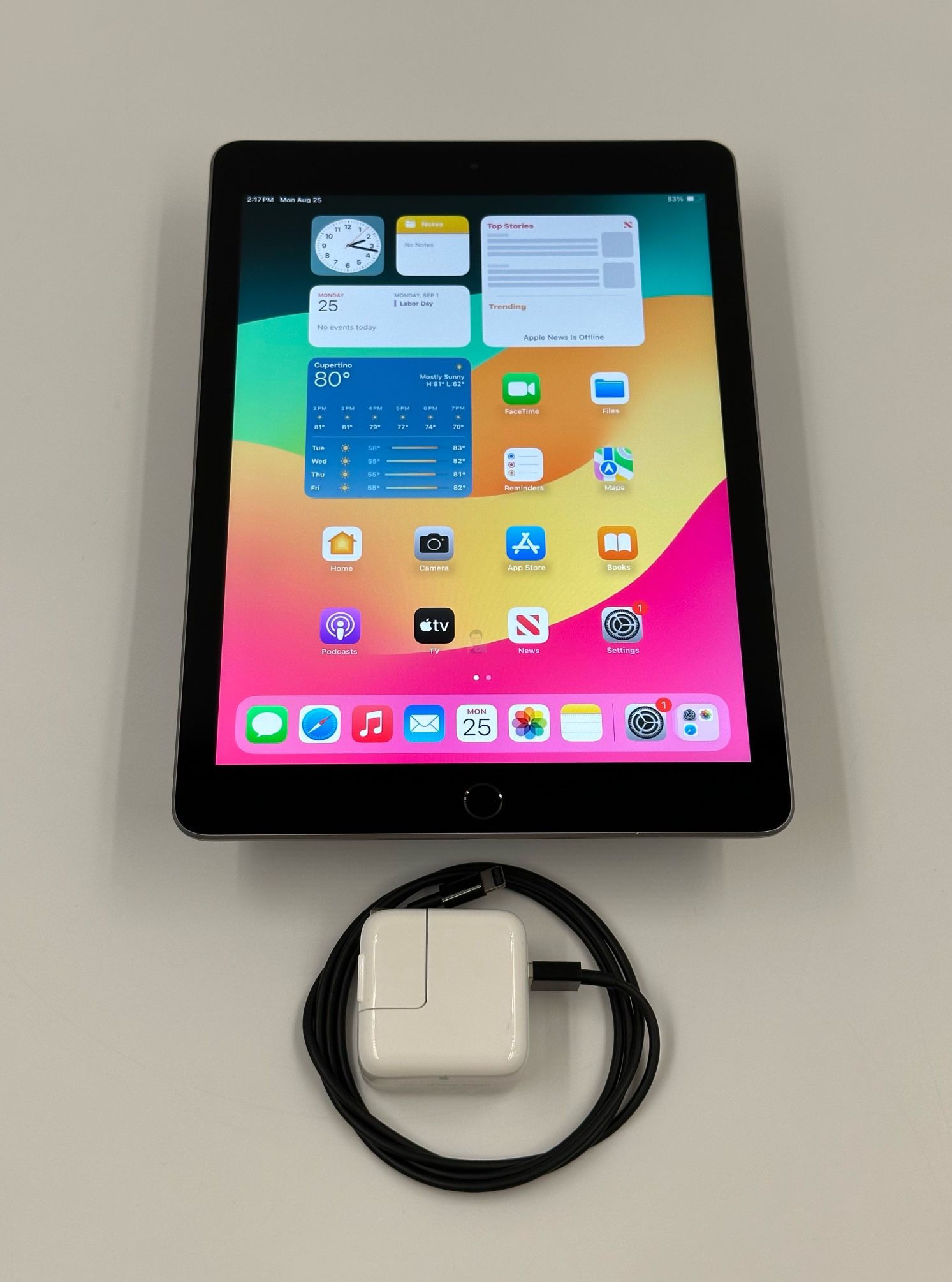Apple iPad 128GB Space Gray