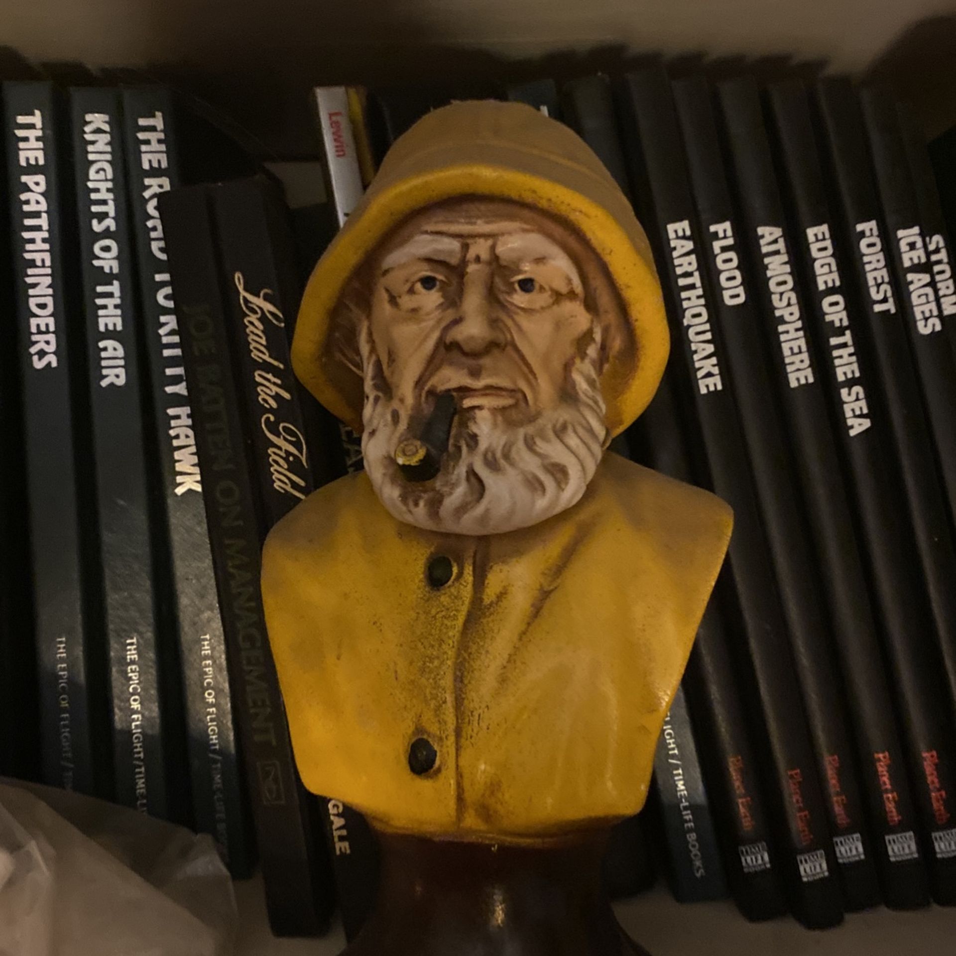 Statue