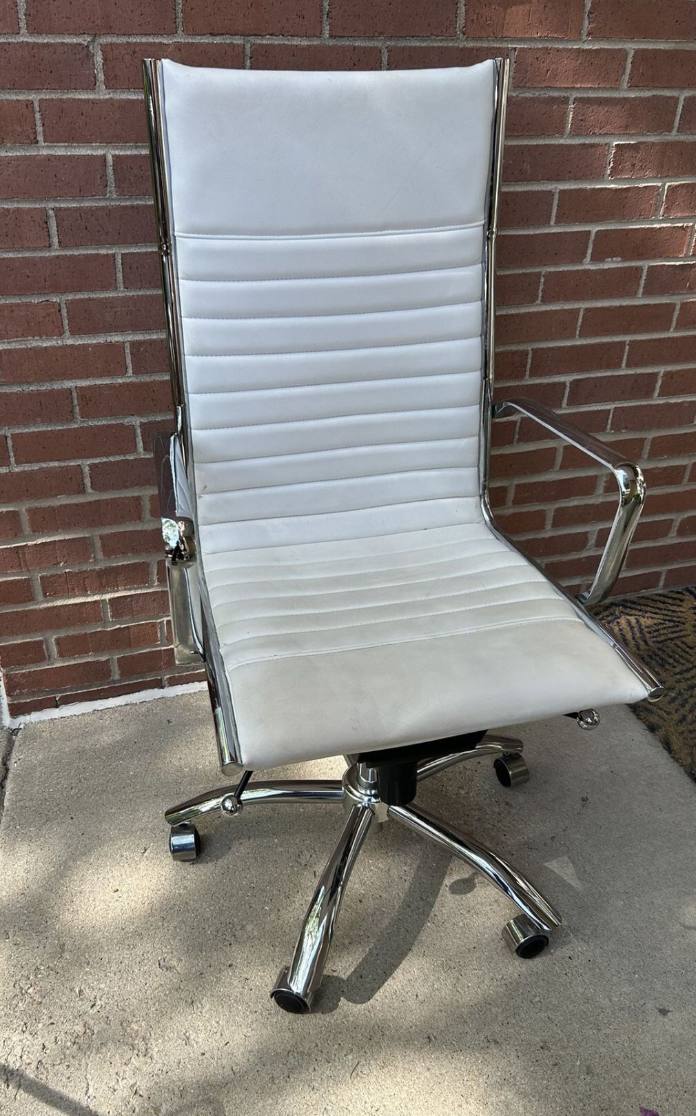 Desk Chair With Wheels