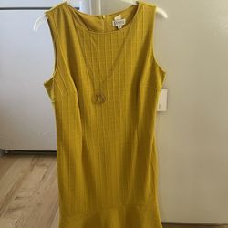 yellow dress and blause