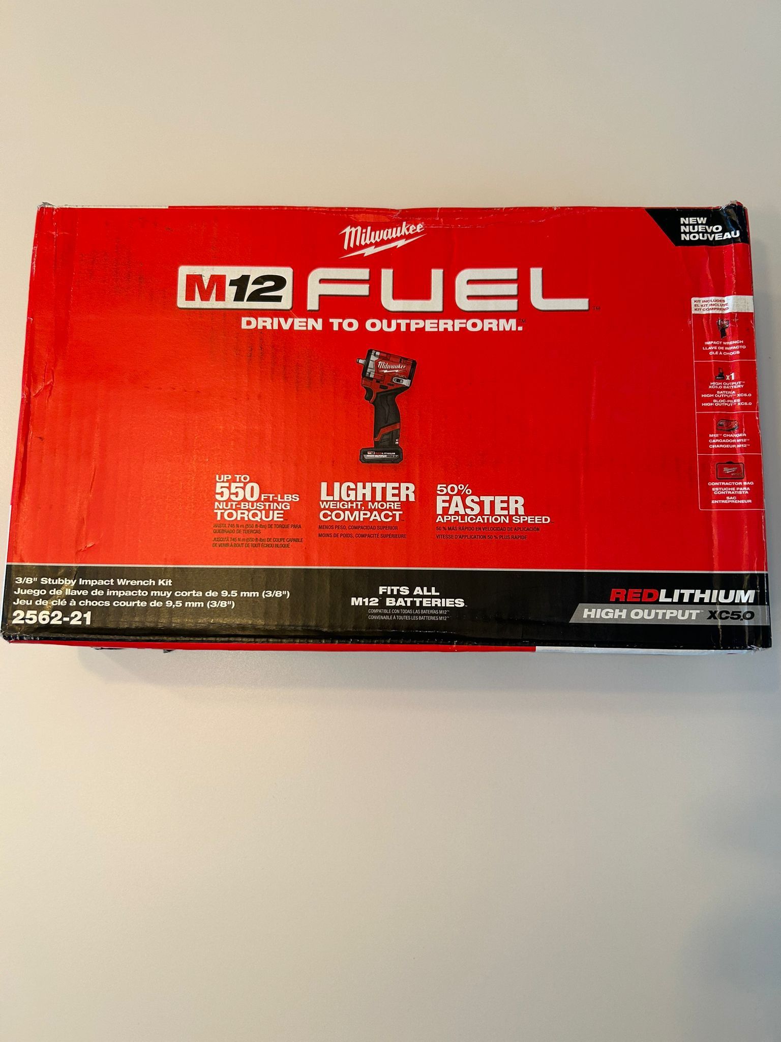 Milwaukee M12 3/8” Stubby Impact Wrench Kit 