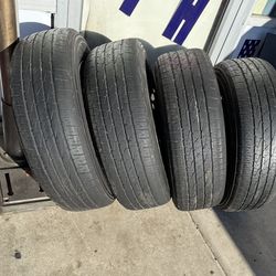 Tire and Wheel. 225/65/R17