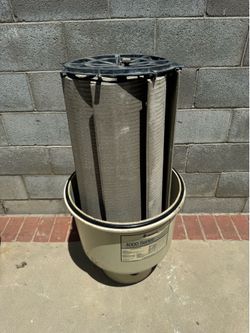 Pentair 4000 Series DE Pool Filter – Complete Tank with Grids & Manifold Complete Pentair 4000 Series diatomaceous earth (DE) filter tank with interna
