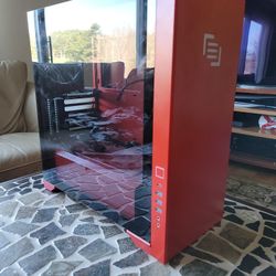 PC Custom Case Maingear With The Power Supply 