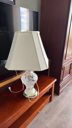 Table lamp