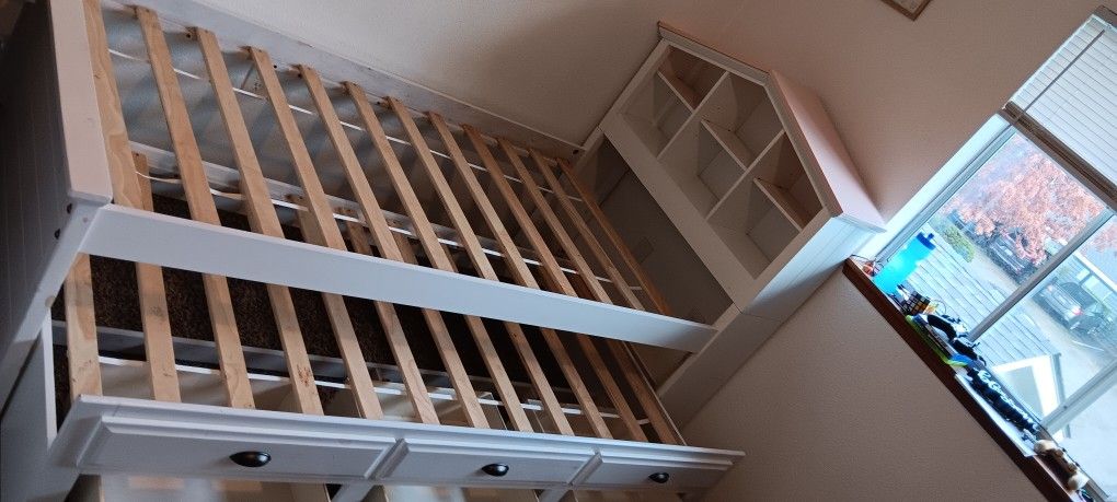 Twin Bed With Trundle and Storage