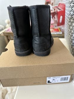 Water resistant Classic UGG 9C