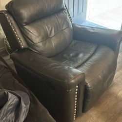 Large Rocking Reclining/Recliner Chair