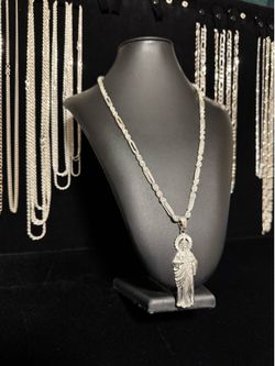 San Judas with diamond cut Milano chain