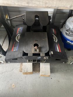 Pullrite Superglide 5th Wheel Hitch