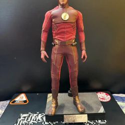 Hot Toys CW Flash